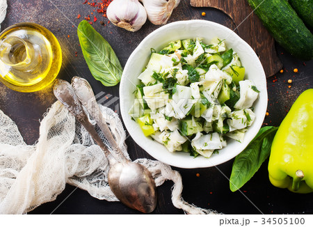 cabbage salad 34505100