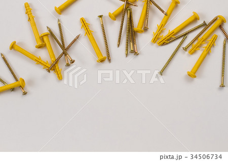 screws and dowels 34506734