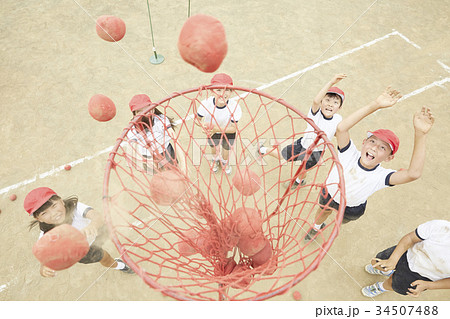 運動会　玉入れ 34507488