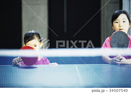 卓球をする女の子 34507540