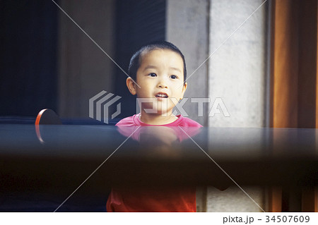 卓球をする男の子 卓球をする男の子 34507609