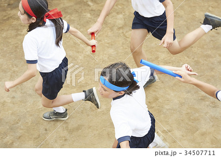 運動会のリレー選手 34507711