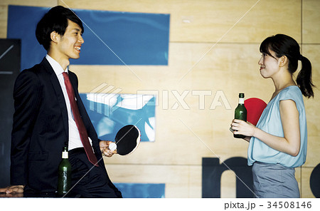 卓球バー　カップル 34508146