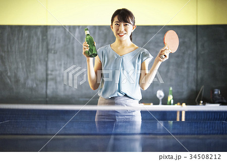 卓球バー　女性 34508212