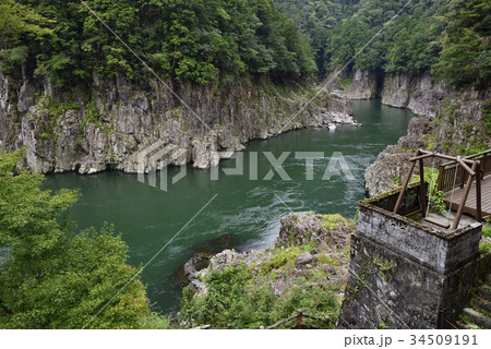 瀞峡（どろきょう）瀞八丁展望所からの眺め 34509191