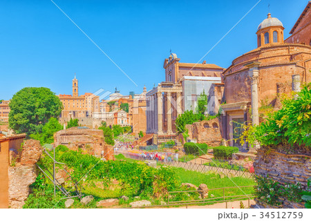 Archaeological and historical Forum in Rome 34512759