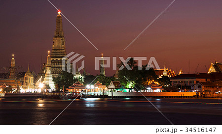 Wat Arun Temple at dusk, Bangkok Wat Arun Temple at dusk, Bangkok 34516147