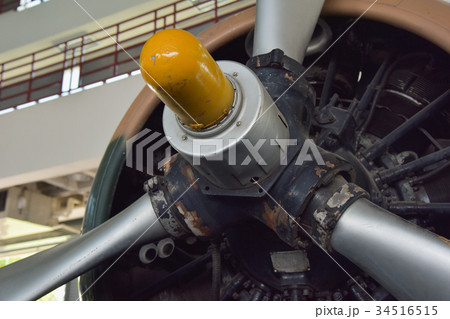the fan of old plane 34516515