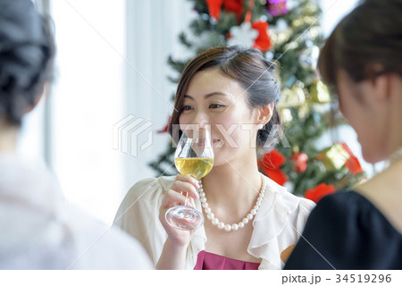 クリスマスパーティー クリスマスパーティー 34519296