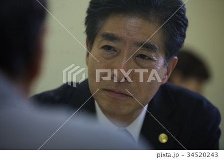 弁護士　面会 34520243