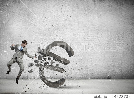 Financial crisis 34522782