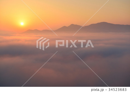 荒谷山の雲海 34523683