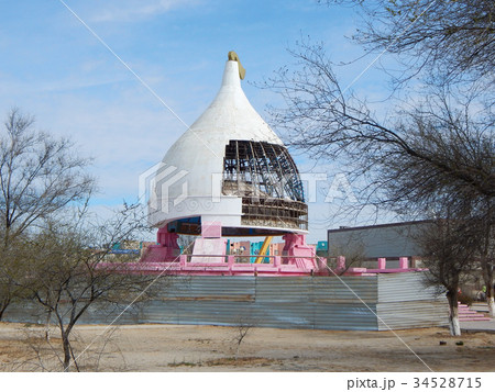 Helmet batyr in Zhanaozen. 34528715