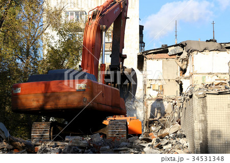 demolition old house. Moscow, Russia 34531348