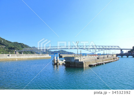 とびしま海道　豊浜大橋と豊島港　広島県 34532392