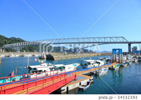 とびしま海道　豊浜大橋と豊島港　広島県 34532393