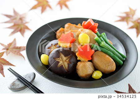 里芋の煮物　紅葉 34534125