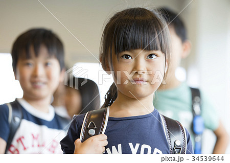 小学校　登下校　学習 34539644
