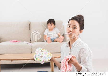 育児の悩み 34540148