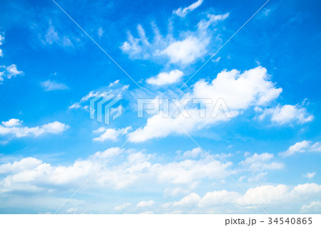 雲 空 青い空 白い雲 秋の空 晩夏の空 背景用素材 クラウド 青空 合成用背景 雲 空 青い空 白い雲 秋の空 晩夏の空 背景用素材 クラウド 青空 合成用背景 34540865
