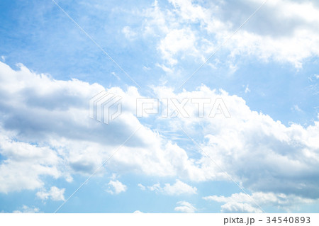 雲 空 青い空 白い雲 秋の空 晩夏の空 背景用素材 クラウド 青空 合成用背景 雲 空 青い空 白い雲 秋の空 晩夏の空 背景用素材 クラウド 青空 合成用背景 34540893