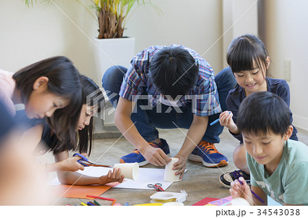 学童保育 図画工作 学童保育 図画工作 34543038