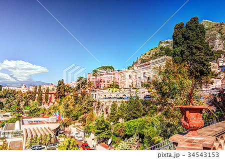 View of Taormina - famous resort in Sicily, Italia View of Taormina - famous resort in Sicily, Italia 34543153
