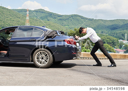 故障 ビジネスマン 自動車 34548598