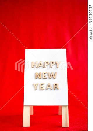年賀状素材　HAPPY NEW YEAR　A型看板　赤色　縦位置 34550557