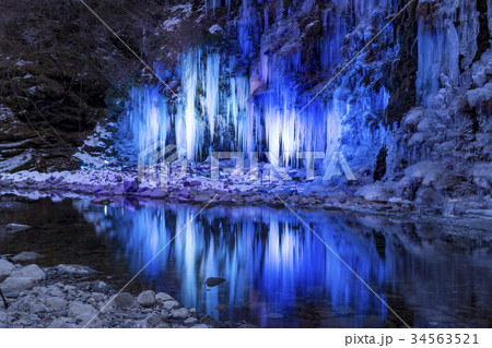 三十槌の氷柱 ライトアップ 秩父 三十槌の氷柱 ライトアップ 秩父 34563521