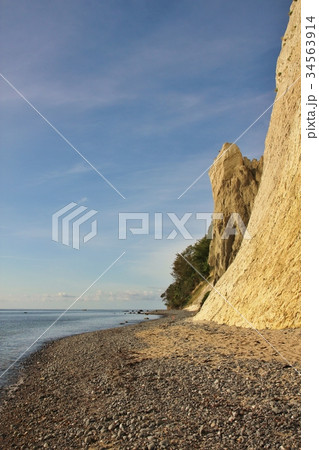 Limestone formation at Moens Klint, Denmark. 34563914