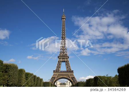 エッフェル塔　青空　La Tour Eiffel 34564269