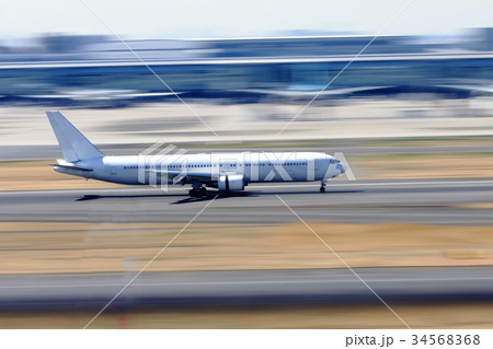 羽田空港　航空機 34568368