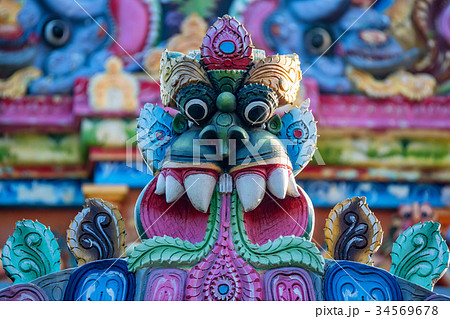 Hindu temple Sri Muthumariamman Thevasthanam 34569678