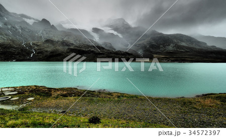 Lago Bianco, Swiss / スイス・ラーゴビアンコ(ビアンコ湖) Lago Bianco, Swiss / スイス・ラーゴビアンコ(ビアンコ湖) 34572397