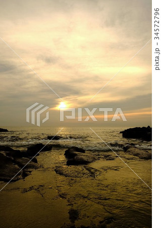 海岸の夕景・荒井浜海岸 34572796