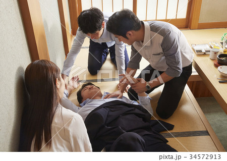 男 男性 男の子 34572913