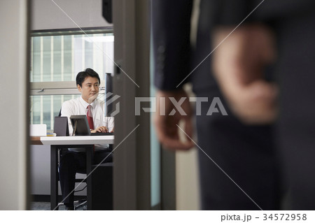 男 男性 男の子 34572958