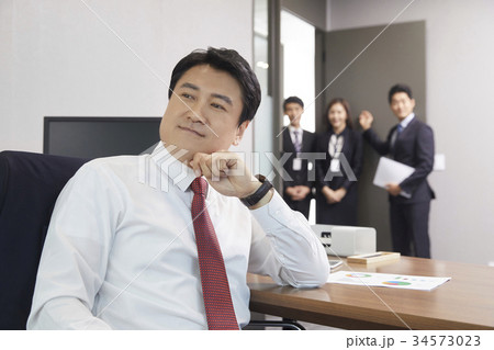 男 男性 男の子 34573023