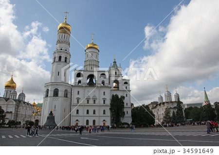 Moscow Kremlin. The Great Ivan Tower bell 34591649