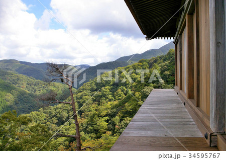 三徳山三佛寺文殊堂の風景 三徳山三佛寺文殊堂の風景 34595767