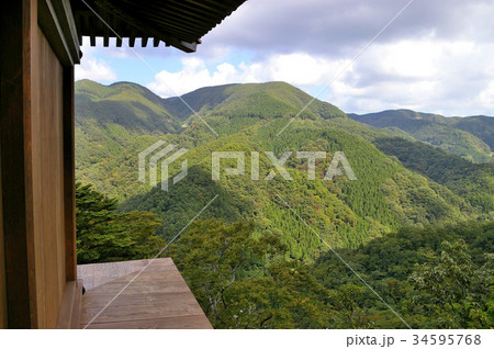 三徳山三佛寺文殊堂の風景 三徳山三佛寺文殊堂の風景 34595768