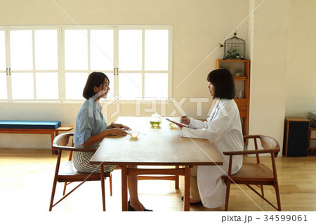 カウンセリング 34599061