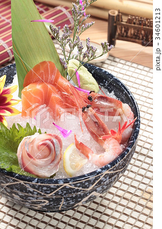 sashimi sashimi 34601213