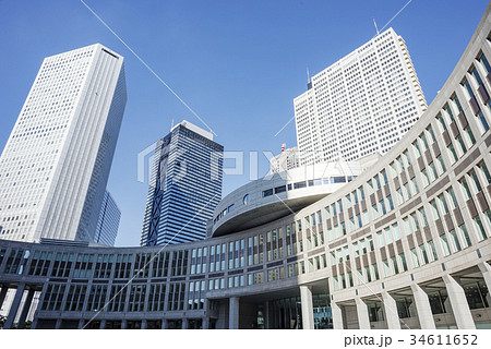 都庁都民広場からの西新宿の眺め 34611652