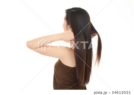 艶やかな髪の女性 34613033