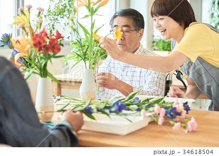 シニア 介護施設 レクリエーション シニア 介護施設 レクリエーション 34618504