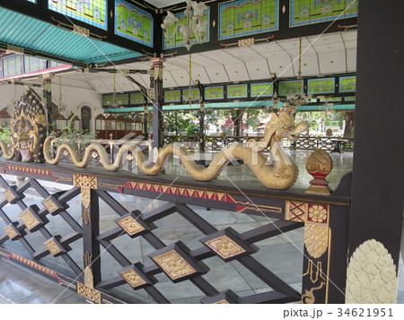 ジョグジャカルタの王宮（クラトン） 34621951