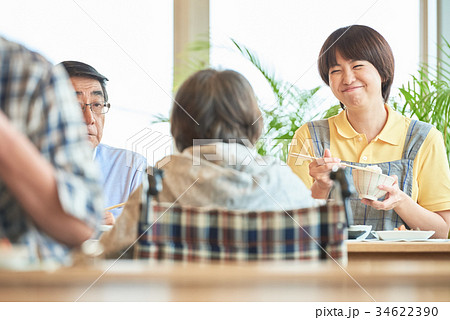 介護施設 シニア 食事 34622390