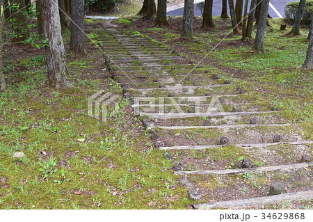 斜面の階段の写真素材 斜面の階段の写真素材